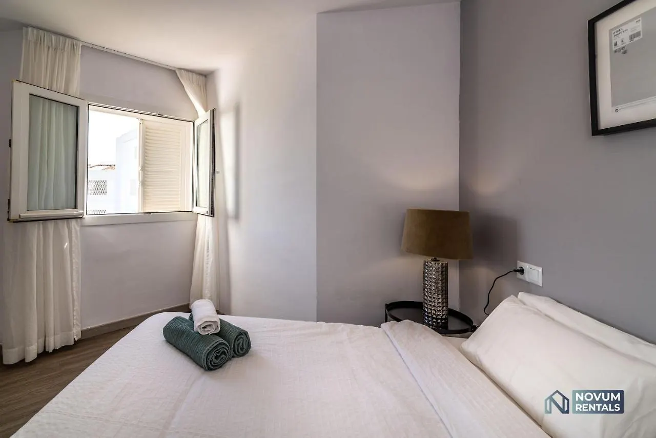 Lovely 1 Bdrm Rental Unit W/ Pool In Puerto Banus 马尔韦利亚 0*,  西班牙