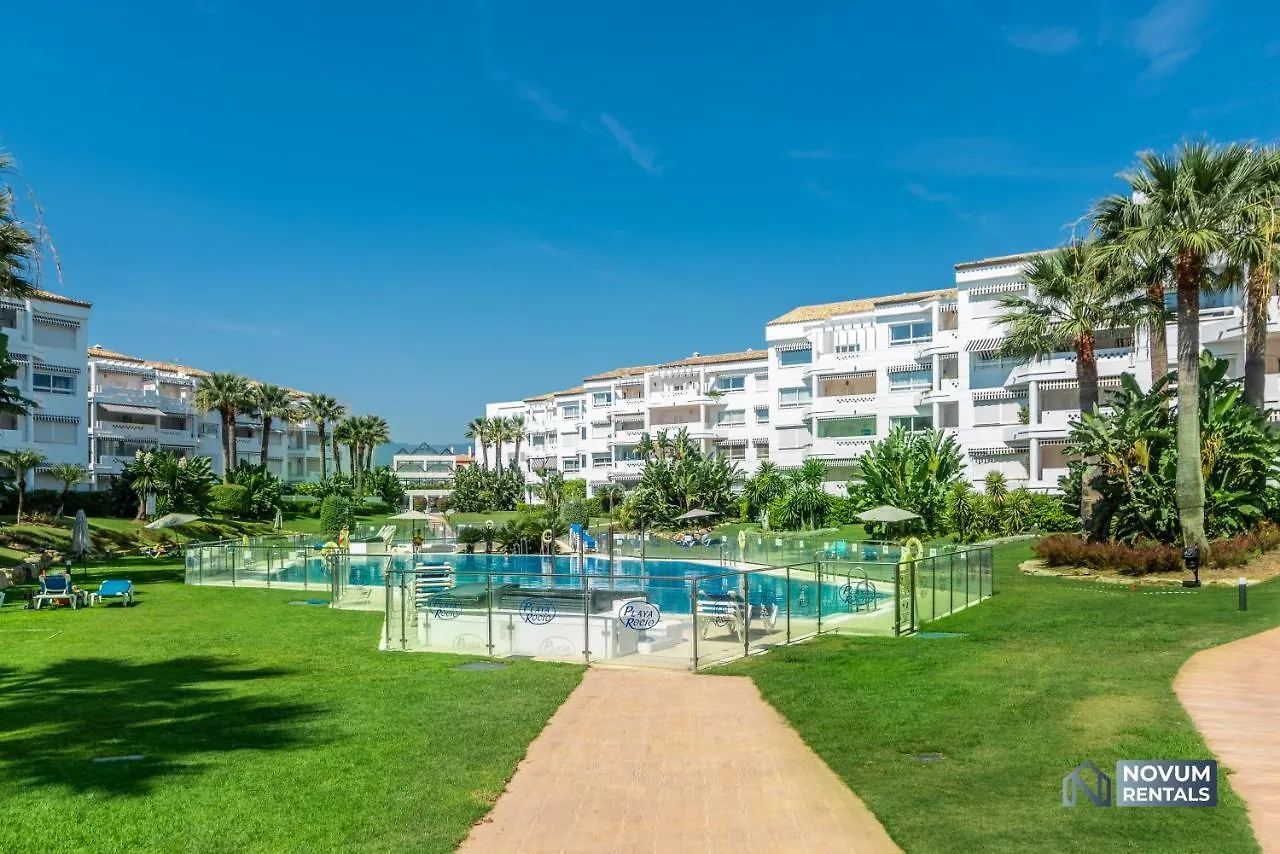 Lovely 1 Bdrm Rental Unit W/ Pool In Puerto Banus 马尔韦利亚