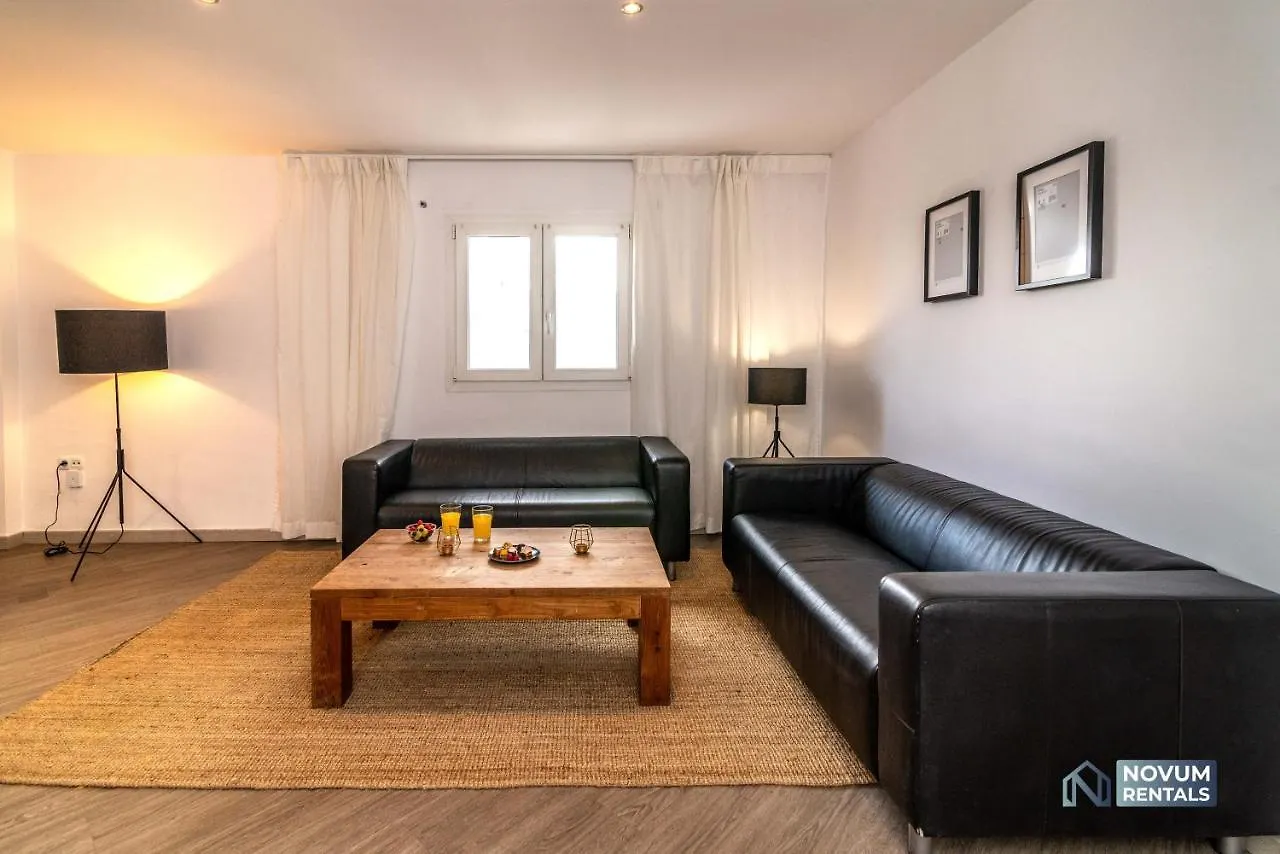 Lovely 1 Bdrm Rental Unit W/ Pool In Puerto Banus 马尔韦利亚 0*,  西班牙
