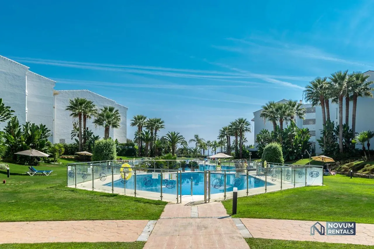 Lovely 1 Bdrm Rental Unit W/ Pool In Puerto Banus Marbella Apartment