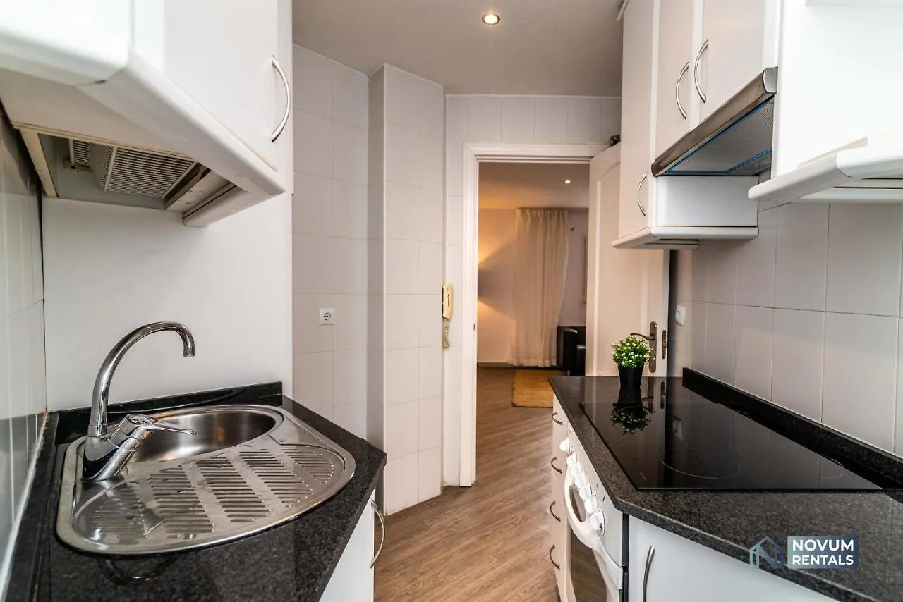 Lovely 1 Bdrm Rental Unit W/ Pool In Puerto Banus Marbella Apartment